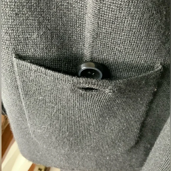 Jones of New York faux fur Shawl collar. Front buttons and are pockets P/S - Picture 4 of 7